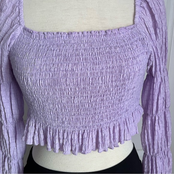 SMOCKED CROPPED TOP IN LAVENDER - Picture 2 of 12